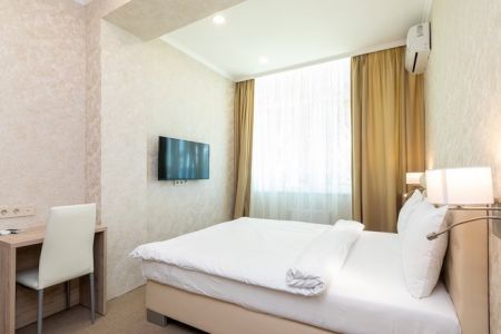 Делюкс 2-местный 2-комнатный (без балкона, вид на парк)