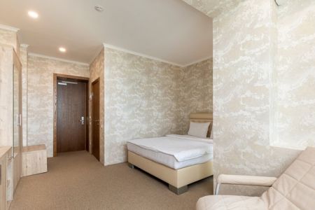 Супериор 2-местный 1-комнатный (с балконом, вид на море)